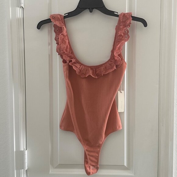 Capulet Womens Ruffled Scoop Neck Bodysuit - Picture 3 of 6